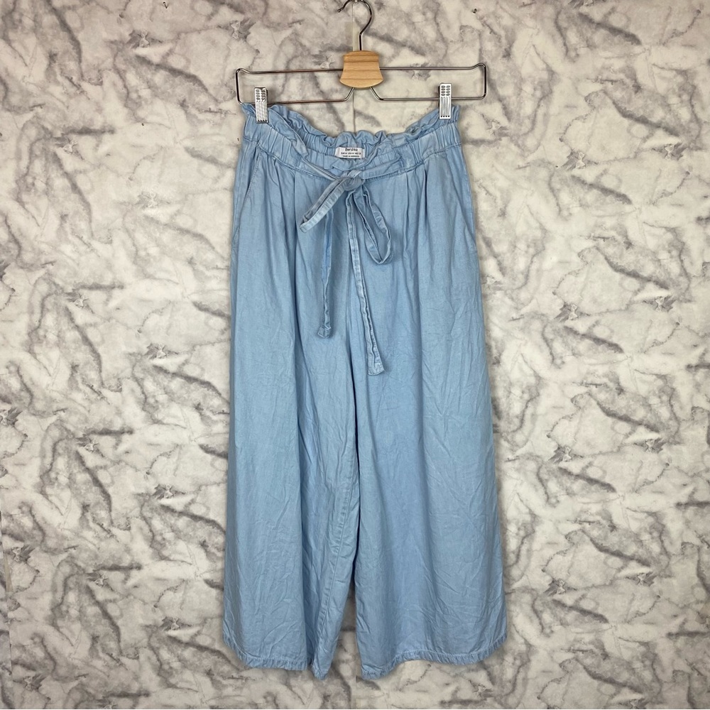 Berksha Chambray Wide Leg Cropped Pants